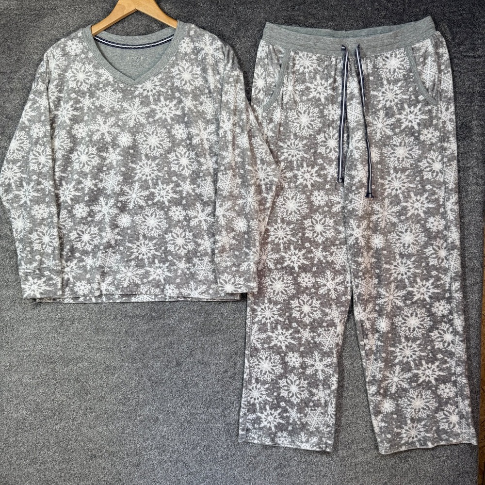 Nautica Womens Pajama Set Small Grey Snowflake Fleece V-Neck Top Pants 2pc Sleep